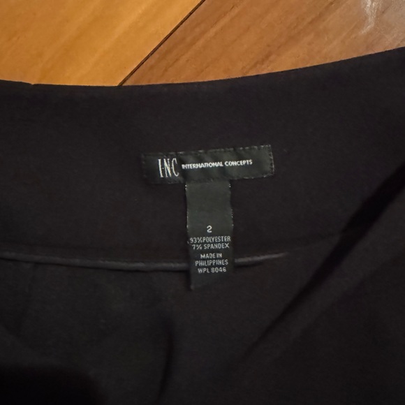 INC black studded split front hem size 2 - Picture 5 of 7